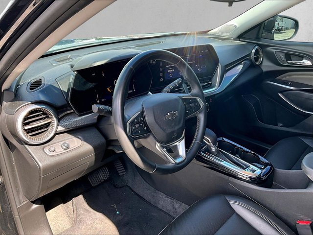 Used 2024 Chevrolet Trax ACTIV FWD image 14