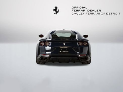 Used 2020 Ferrari 812 Superfast RWD image 5