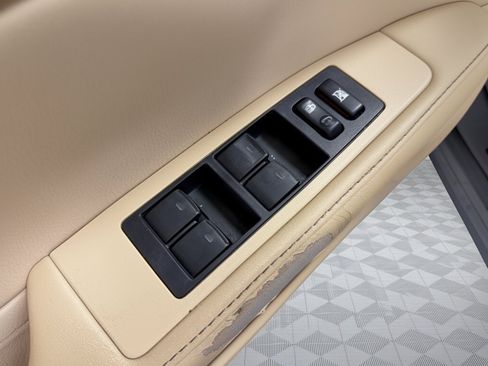 Used 2015 Lexus ES 350 w/ Premium Package FWD image 15