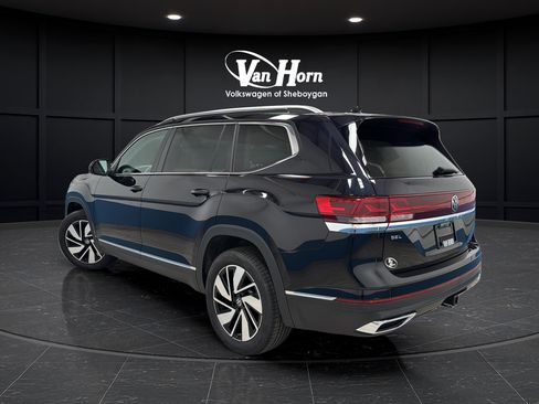 Used 2025 Volkswagen Atlas SEL AWD/4WD image 5