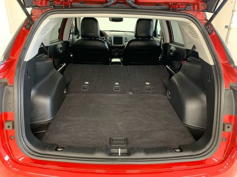 Used 2021 Jeep Compass Trailhawk AWD/4WD image 7