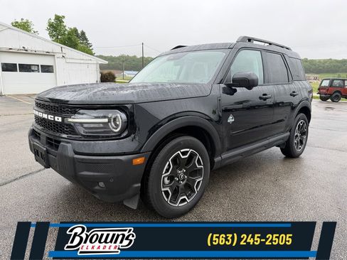 Used 2025 Ford Bronco Sport Outer Banks w/ Outer Banks Tech Package+ AWD/4WD image 1
