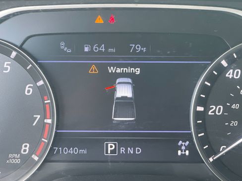 Used 2021 Nissan Titan SV AWD/4WD image 28