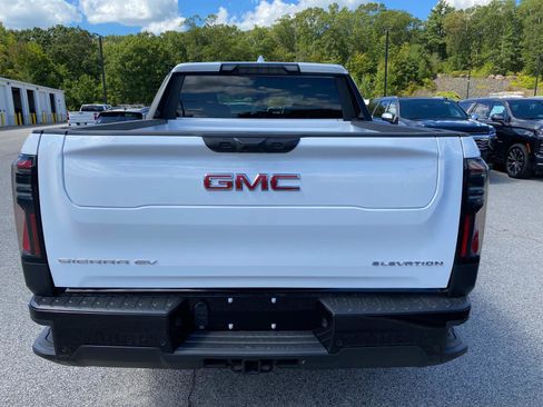 New 2026 GMC Sierra EV Elevation image 4