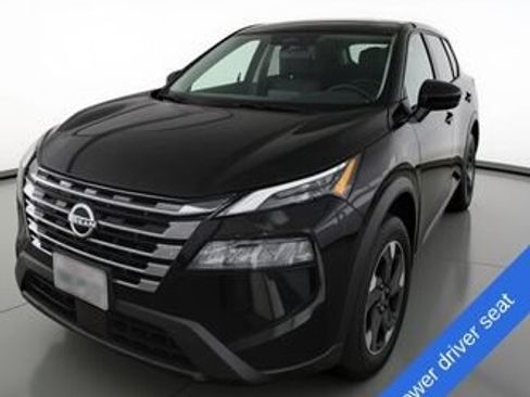 Used 2025 Nissan Rogue SV FWD image 8