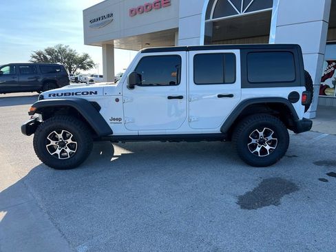 Used 2021 Jeep Wrangler Unlimited Rubicon AWD/4WD image 2