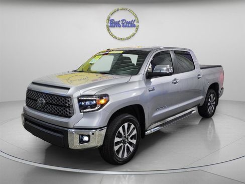 Used 2018 Toyota Tundra Limited w/ Limited Premium Package AWD/4WD image 2