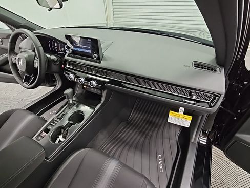 New 2026 Honda Civic Sport image 33