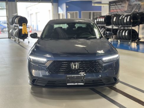 Used 2023 Honda Accord EX image 3
