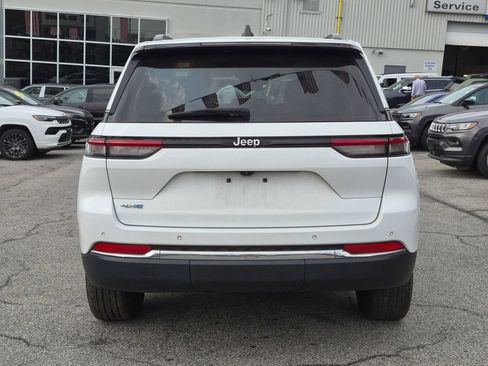 Used 2023 Jeep Grand Cherokee 4WD 4xe image 7