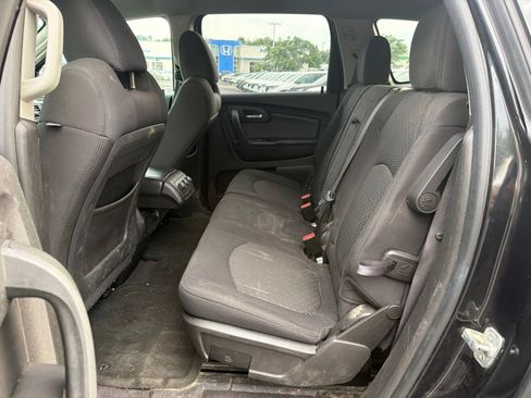 Used 2012 Chevrolet Traverse LT w/ LPO, 'HIT The Road' Package FWD image 6