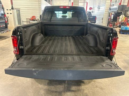 Used 2025 RAM 2500 Big Horn AWD/4WD image 25