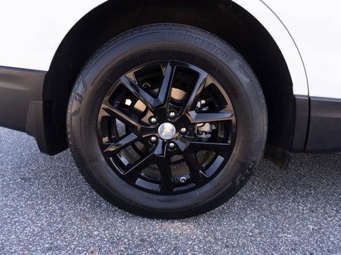 Used 2023 Chevrolet Equinox LT w/ LPO, Floor Liner Package image 36