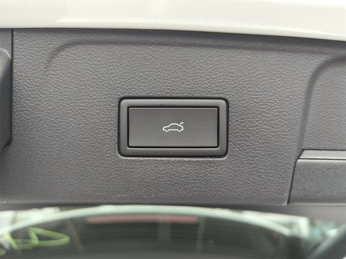 New 2026 Volkswagen Atlas SEL Premium R-Line image 21