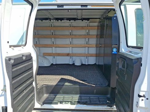 Used 2025 Chevrolet Express 2500 w/ Driver Convenience Package RWD image 10