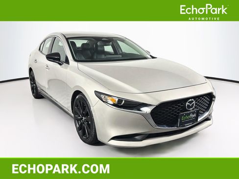 Used 2024 MAZDA MAZDA3 s FWD image 1