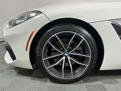 Certified 2022 BMW Z4 sDrive30i image 8