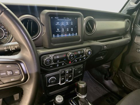 Used 2023 Jeep Gladiator Sport AWD/4WD image 26