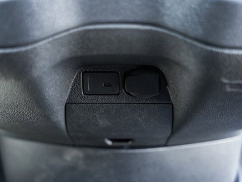 Used 2024 Mercedes-Benz Sprinter 3500 image 21