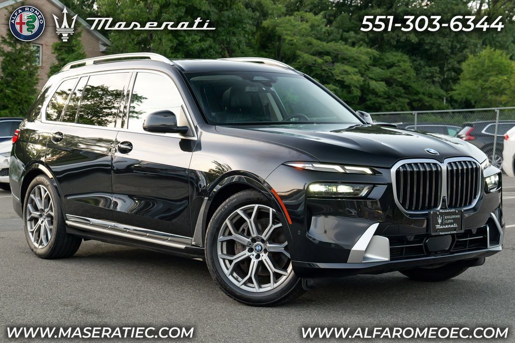 Used 2026 BMW X7 xDrive40i AWD/4WD image 1