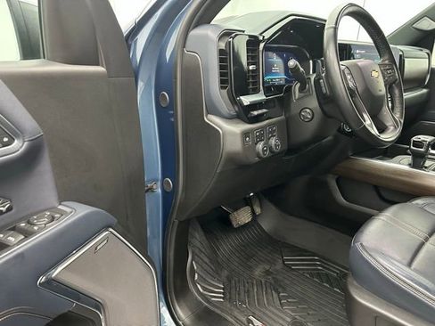Used 2024 Chevrolet Silverado 1500 High Country w/ Technology Package image 29