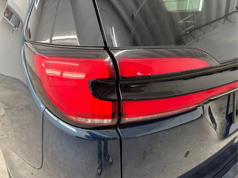 Used 2023 Chrysler Pacifica Touring-L FWD image 32