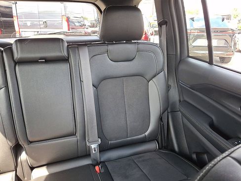 Used 2024 Jeep Grand Cherokee Altitude AWD/4WD image 14