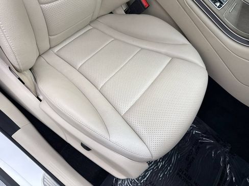 Used 2021 Mercedes-Benz GLC 300 4MATIC image 45