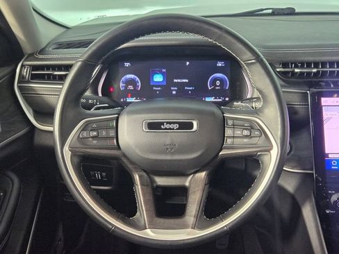 Used 2022 Jeep Grand Cherokee L Limited AWD/4WD image 22