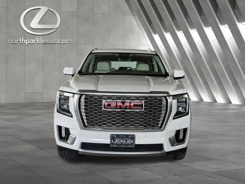 Used 2023 GMC Yukon Denali AWD/4WD image 26