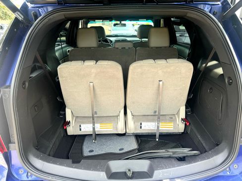 Used 2013 Ford Explorer XLT image 16