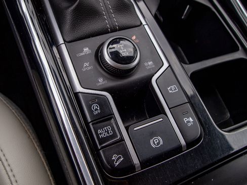 Used 2023 Kia Sorento SX image 20