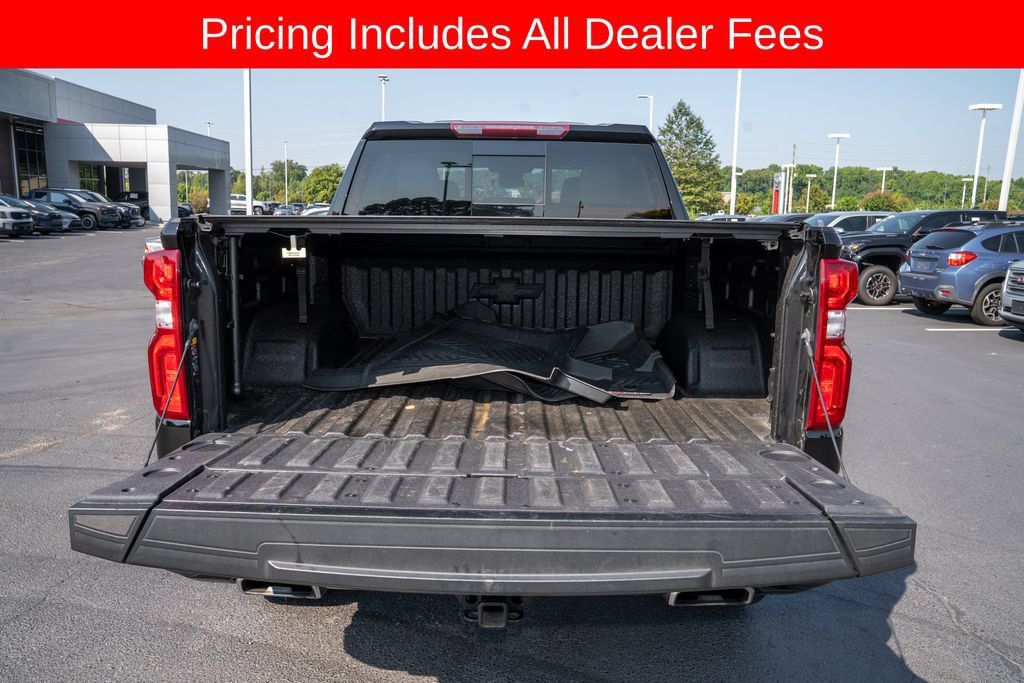 Used 2024 Chevrolet Silverado 1500 LT Trail Boss w/ LT Trail Boss Premium Package AWD/4WD image 6