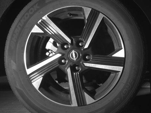 Used 2025 Nissan Sentra SV FWD image 15
