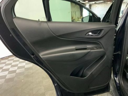 Used 2021 Chevrolet Equinox LT FWD image 34