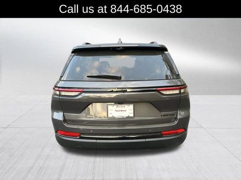 New 2025 Jeep Grand Cherokee Limited w/ Black Appearance Package image 5