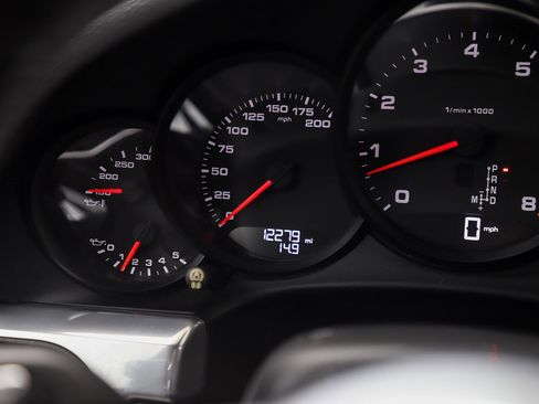 Used 2019 Porsche 911 Carrera image 26