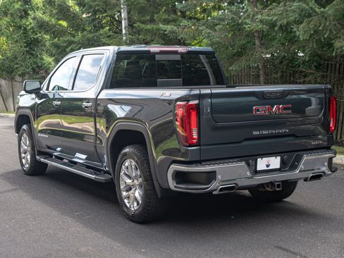 Used 2019 GMC Sierra 1500 SLT w/ SLT Premium Plus Package AWD/4WD image 6