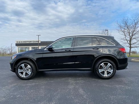 Used 2019 Mercedes-Benz GLC 300 4MATIC w/ Premium Package image 8