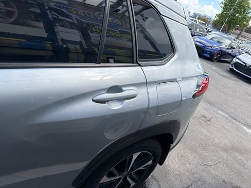 Used 2025 Toyota Corolla Cross AWD Hybrid image 18