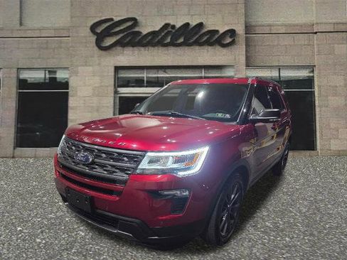 Used 2018 Ford Explorer XLT w/ Equipment Group 202A image 1