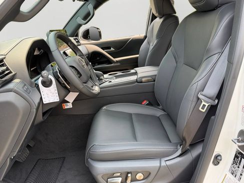 New 2026 Lexus LX 700h Luxury AWD/4WD image 15