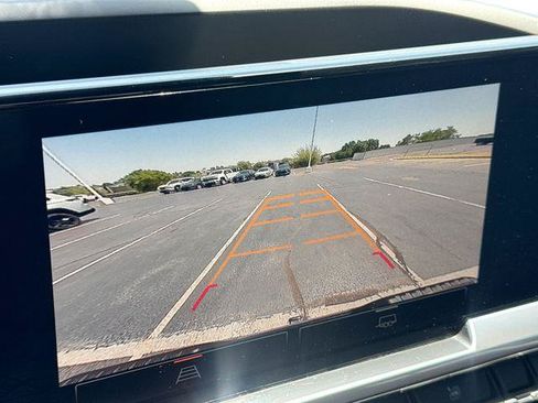 Used 2024 GMC Sierra 1500 SLT AWD/4WD image 23