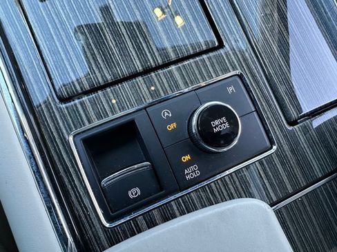 Used 2023 Lincoln Navigator Black Label AWD/4WD image 38