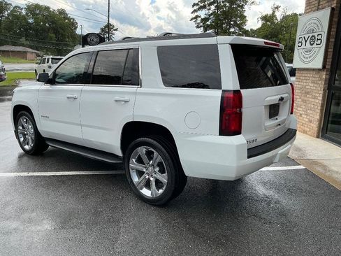 Used 2019 Chevrolet Tahoe LT RWD image 3