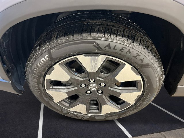 New 2026 Honda Pilot Touring image 11
