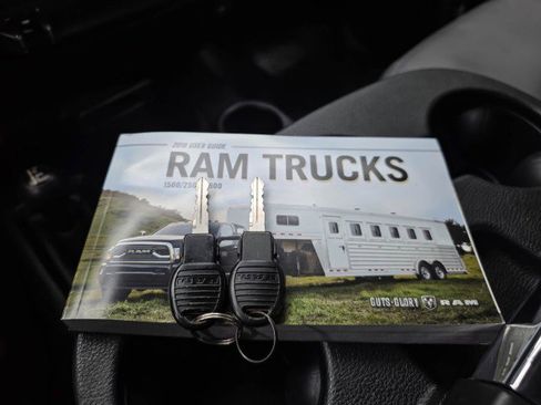 Used 2018 RAM 2500 Tradesman w/ Chrome Appearance Group AWD/4WD image 42