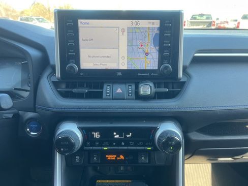 Used 2021 Toyota RAV4 XSE image 5