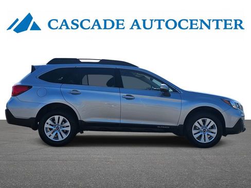 Used 2019 Subaru Outback 2.5i Premium AWD/4WD image 6