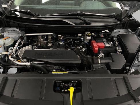 Certified 2026 Nissan Rogue SV w/ SV Premium Package AWD/4WD image 11